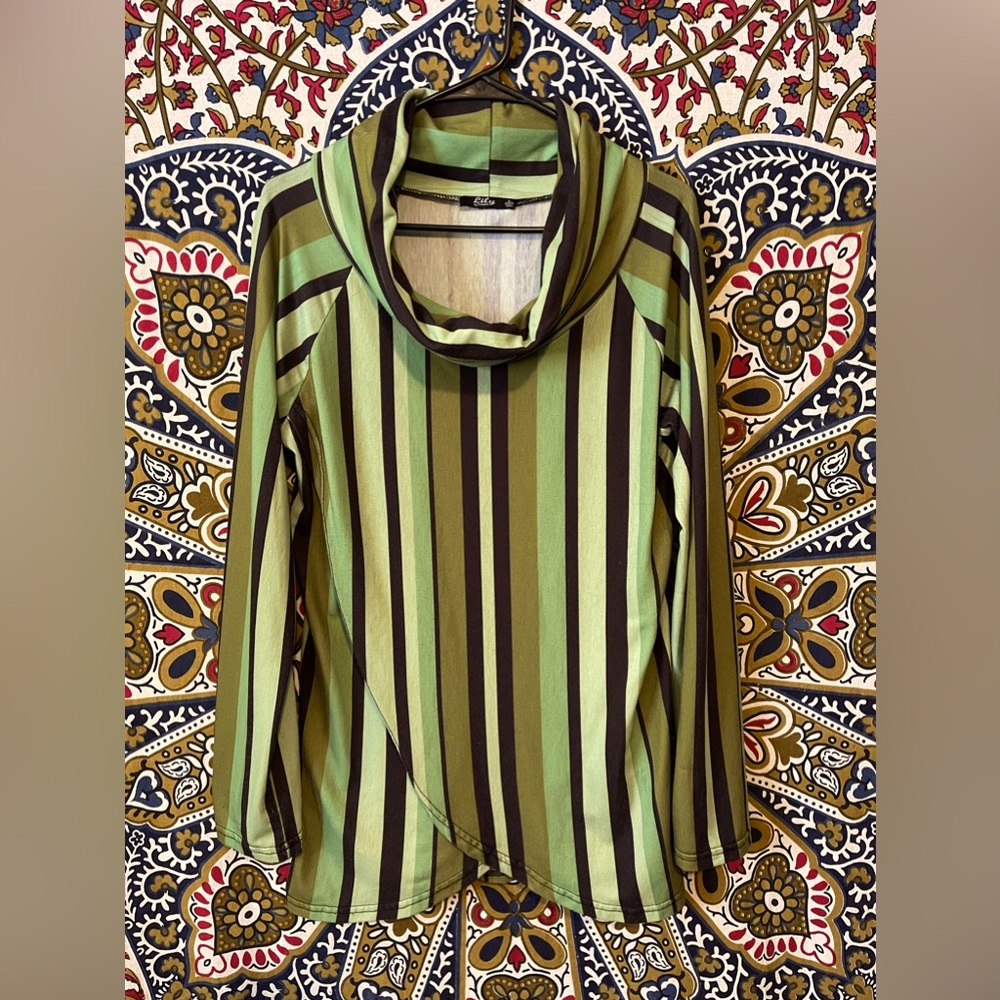 70’s-Vibe Cowl-Neck Long Sleeve